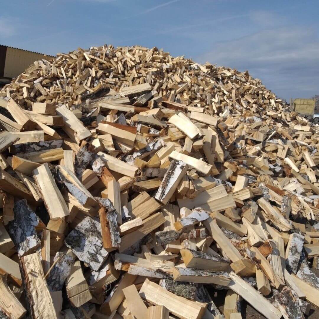 Купить дрова в новосибирске с доставкой. Дрова береза. Сухие дрова. Дрова берёзовые колотые. Сухие березовые дрова.